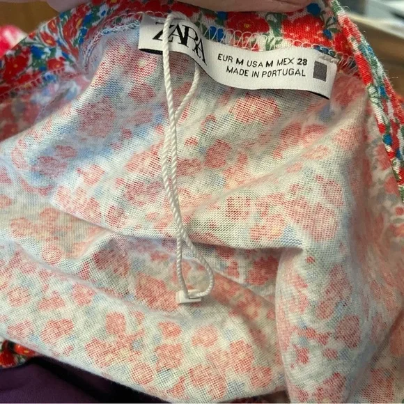 BNWOT Zara women’s  red floral tie up‎ cropped shirt top in size medium - Picture 8 of 9